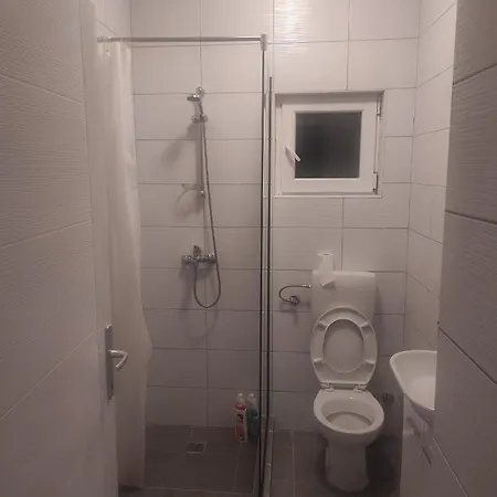 Apartment Ada *