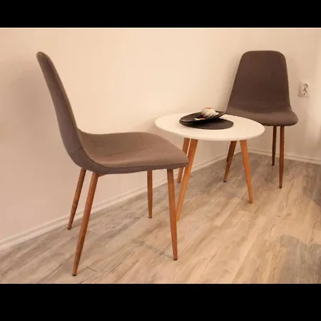 Apartment Ada *
